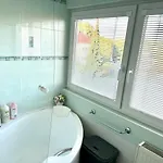 Apartamento Family-friendly & Stunning Views Praga